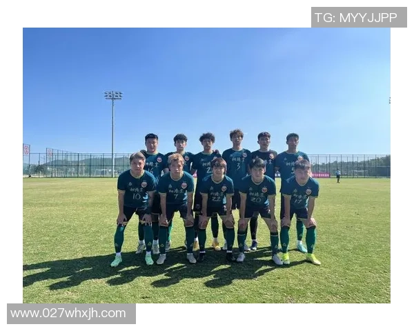 穿着球星球衣走上足球场是否显得不合时宜或有些傻气的思考与探讨