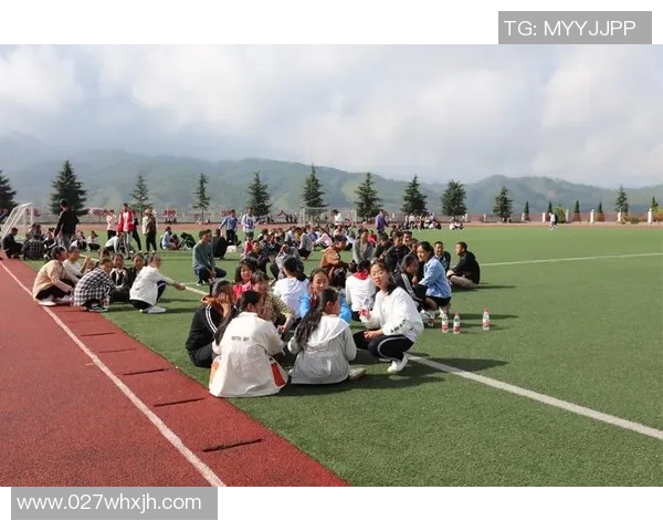 足球球星线上连麦互动畅谈绿茵激情与赛场幕后故事 足球球星线上连麦互动畅谈绿茵激情与赛场幕后故事